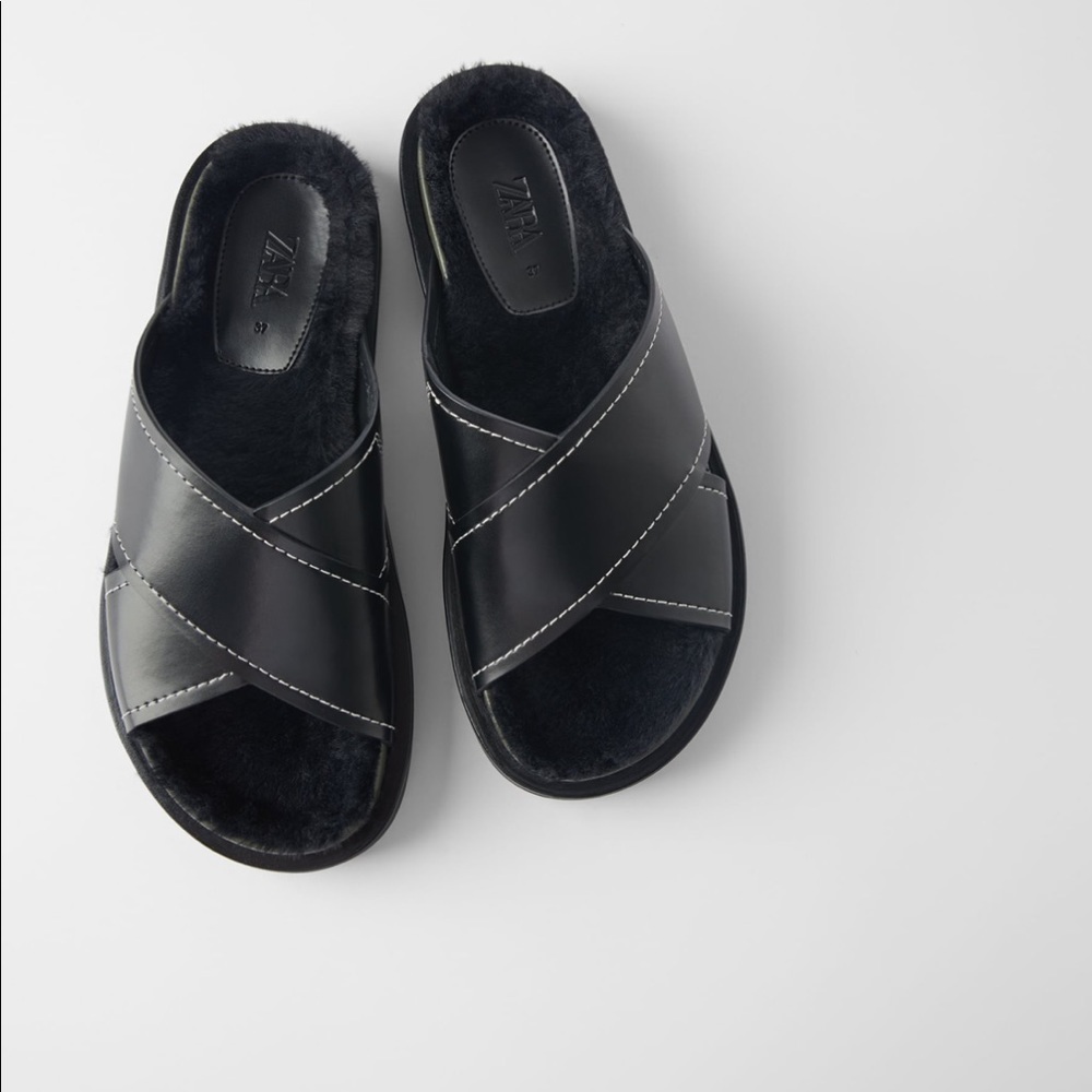 ZARA BNWT Flat Faux Fur Sandals